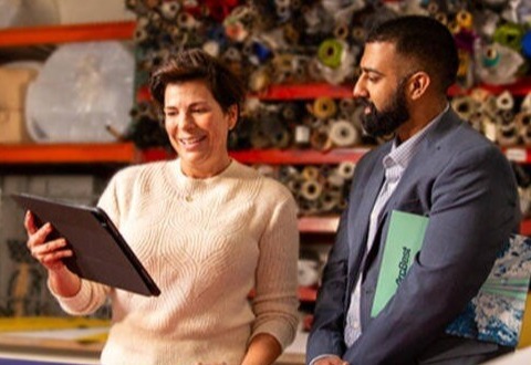 ARC-23-251277 Customer Obsession Blog 492X448 (1) (1)-1